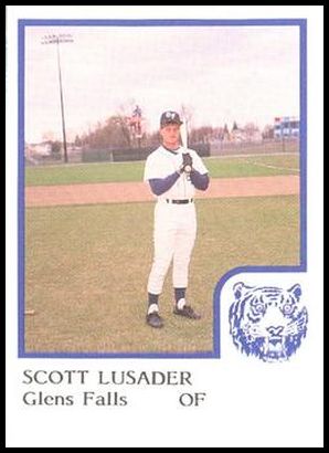 12 Scott Lusader